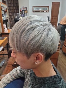 美容室ポール 西葛西店(PAUL) イルミナカラー　ホワイトカラー　西葛西カラー　学割U24