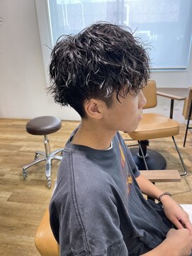 ネイビー(NAVY) 前下がりマッシュ×ツイストスパイラルパーマ