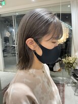 フィグバイアルテフィーチェ(fig by artefice)&nbsp;プラチナシルバー/ぶつ切りボブ