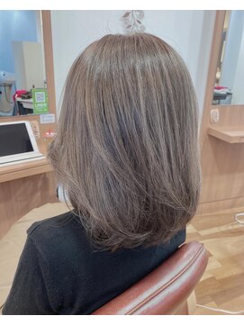 ルシードスタイルビーシャイン(LUCIDO STYLE B SHINE) 豊橋ビーシャイン★1.5工程ハイライト×アッシュグレージュ