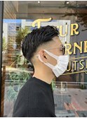 フェード・スキンフェードツーブロック刈り上げジェットモヒカン