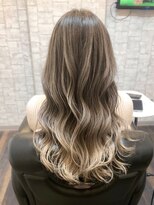 プログレス フレスポ富沢店(PROGRESS)&nbsp;バレイヤージュ/シルバーベージュ/10代20代30代