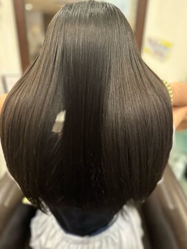 アイナ(aina) 極上☆艶髪ストレート【髪質改善】×【酸性縮毛矯正】