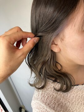 フツーロ 栄(FUTURO) イヤリングカラー