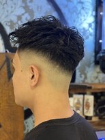 サンアンドマーリィズバーバー 駅前店(SON&MARLEY'S BAR BER)&nbsp;漢のツーブロフェードスタイル