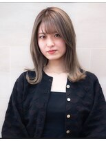 ノア(noa) セミロングくびれヘアー