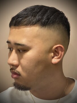 ヒロ銀座 バーバーショップ 札幌本店(HIRO GINZA BARBER SHOP) 漢は黙って、ハイスキン。