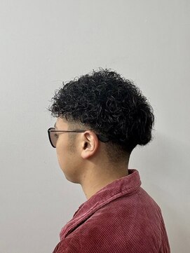 モリグリーン(MORI GREEN) ◆スパイラルパーマ/スパイキーショート【スペインカール】