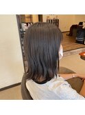 柔らかグレージュ