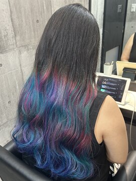 ピリオド 赤坂(Period.) ロングヘアーレインボーカラーグラデーション 赤坂見附