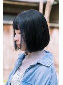 20代30代小顔ゆるふわボブ イヤリングカラーネイビー
