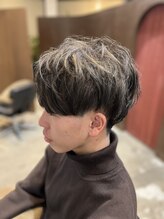 リップス ヘアー(Lips hair) ハイライトのマッシュスタイル♪