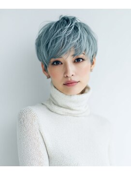 バグズ ヘアデザイン 桔梗が丘店(Baguz HAIR DESIGN) 透明感アイスブルーショート