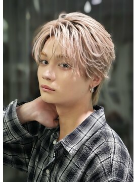 オーシャントーキョーウエスト 心斎橋 (OCEAN TOKYO WEST) ブロンドベージュセンターパートショート