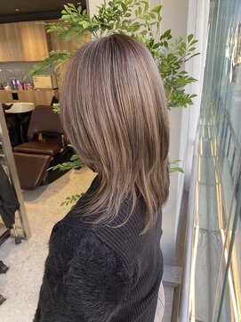 バイエイト(X８) 名古屋/ベージュ/髪質改善