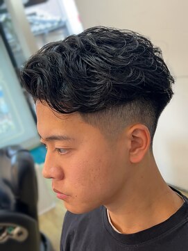 とこtoco ショートフェザーパーマ