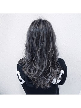 リー ルーチェ 布施(Lee Luce) イメチェン★【セミウェットカール】ハイライト【真栄田】