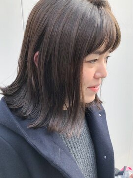 ラフレシア(rafflesia) 外ハネミディグレージュ