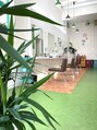 カラーベース/福迫 陽介