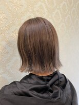 ティンク(Tink)&nbsp;〇 ブリーチ履歴なしのグレージュカラー 〇【くまだななみ】