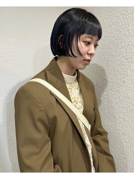 アル 心斎橋(alu) 黒髪カタログ/ミニボブ/小顔に見せるヘア