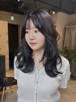 ディーエックス スリー(Dxxxx III)&nbsp;最新トレンド【韓国ミディアムレイヤーカット】　KURO