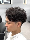 スパイラルパーマ/メンズパーマ/刈り上げ/ツーブロック/眉毛