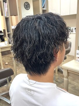 アルターリール(aL ter Rire) スパイキーショート/ブルーブラック/フェザーパーマ/中村郁未