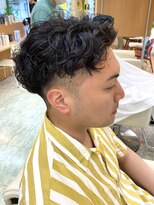 マキシム ナカイ(MAXIM NAKAI)&nbsp;メンズ刈り上げフェードスパイラルパーマ