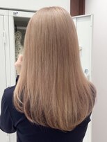 ハッチ(HACCH)&nbsp;ブリーチハイライト髪質改善ダブルカラーレイヤーカット