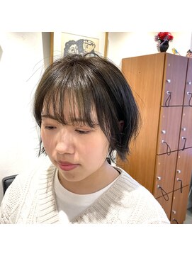 アルマヘアー(Alma hair by murasaki) ダークネイビーカラーの透けバングボブ◎