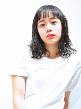 ココ 本八幡(KOKO) 黒髪クラゲヘアーオリーブグレー小顔ココアベージュ丸型卵型ボブ