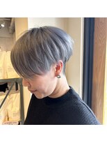 キールーム 伊丹西台店(Kir'oom)&nbsp;ホワイトグレー/イルミナカラー/カラー/ショート/伊丹