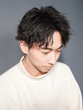 アルファ 新宿(alpha) フェザーパーマ/刈り上げセンターパート/サーフカール[新宿]