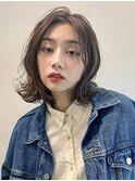 外はねボブ外はねミディアムアッシュベージュ20代30代40代