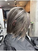 【立体感◎ボブのバレイヤージュ】