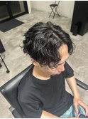 緩めセンターパートパーマ