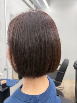 エイン(.EiN) パープルベージュandナチュラルボブ