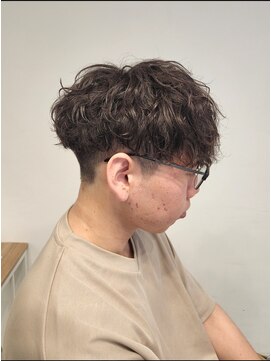 ニアウ 伊勢崎連取店(Niau) MEN’S HAIR/波巻ツイストスパイラル/フェザーパーマ/伊勢崎