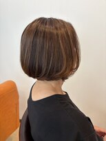 シーズンズ(SEASONS) グレーヘアのショートボブ
