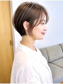ショートヘアブラウンベージュ小顔丸みショート面長丸顔えらはり