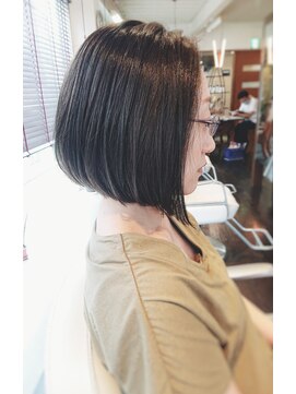 ル ジャルダン 塚口店(Le JARDIN) 大人ボブ