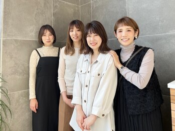 スーリール 荒戸店(Sourire)の写真/【大濠公園徒歩5分】女性Stylistが多数在籍☆大人女性から支持◎女性目線で可愛く綺麗にしてくれる♪