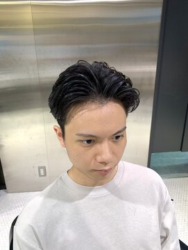 フランクスバーバーザスタンド(Frank’s barber the stand) メンズビジネスショートマッシュリップス眉毛バーバーF