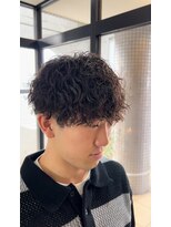 ダブルオオガキ (W-ogaki)&nbsp;ツイストスパイラルパーママッシュツーブロックメンズパーマ