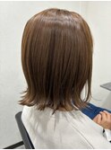 Second   × 外ハネスタイル