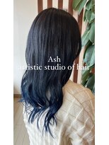 アッシュ アーティスティック スタジオ オブ ヘア(Ash artistic studio of hair) ブルーグラデーション