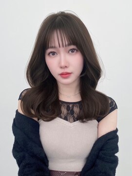 ユーフォリア エヌ 池袋サンシャイン通り店(Euphoria +n) 20代30代40代大人可愛い韓国風ブルーブラック透明感