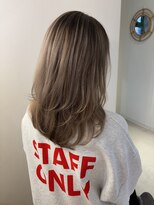 ココルアナ(coco luana)&nbsp;レイヤーカット/ケアブリーチ/髪質改善/ハイトーン/