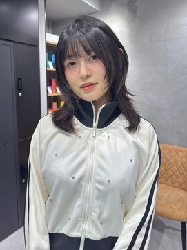 シャルムバイケンジ(Charm.by KENJE) 【 韓国レイヤー 】ハッシュカット/レイヤー/ミディアムレイヤー